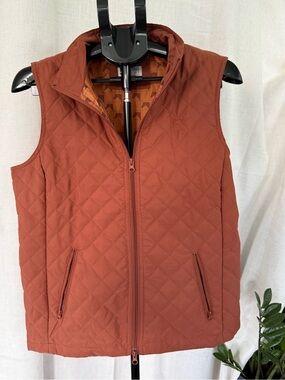 Quilted Rust Zip-Front women’s Vest